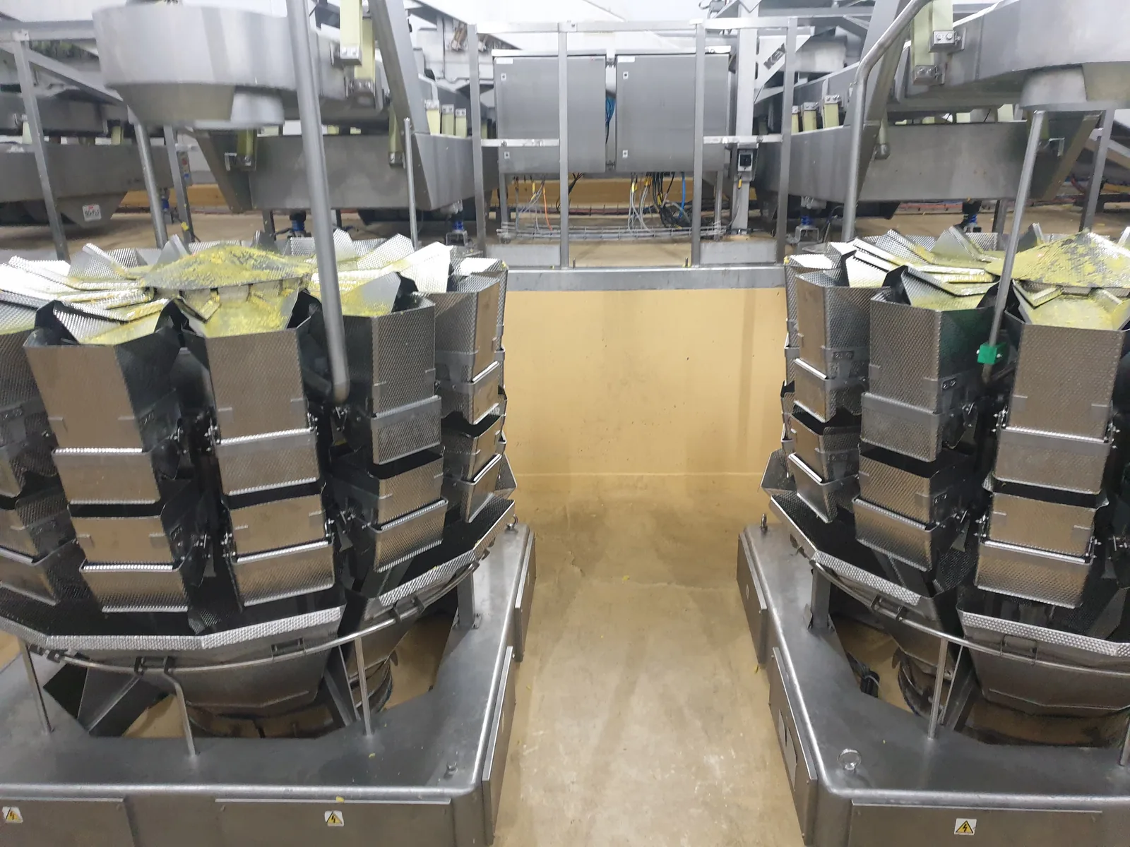 Gele ucrete bc4 polyurethaanbetonvloer in de productie van een aardappelverwerker, detail 5