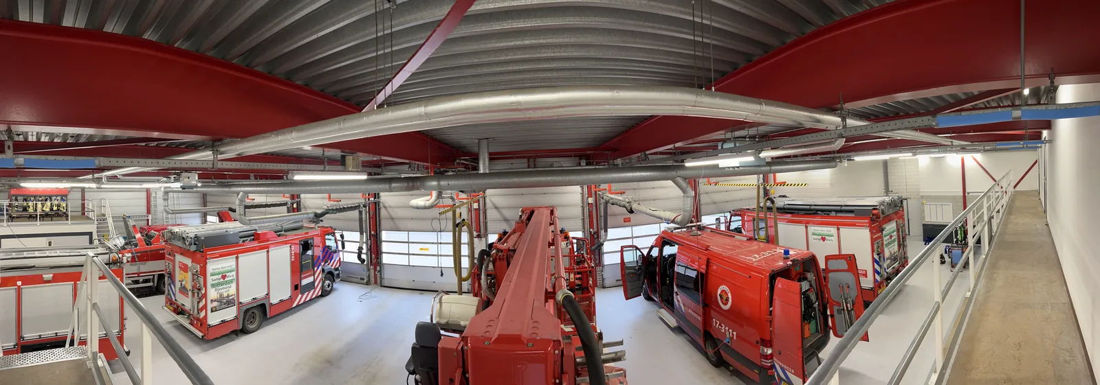 Comforcoat Industry coating in de remise van een brandweerkazerne, circa 550 m², detail 5