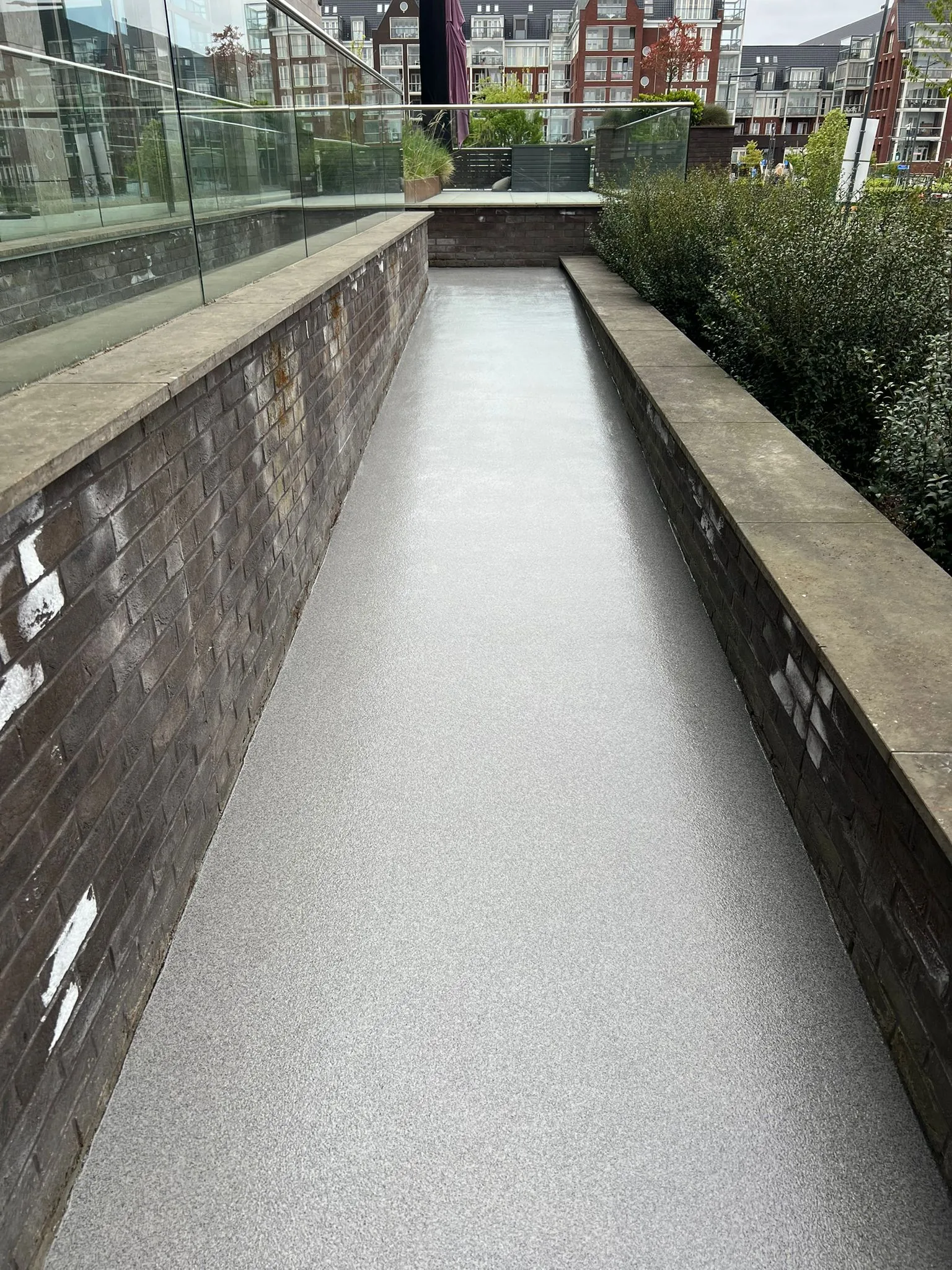 Completec QCF antislipvloer op een invalide-oprit buiten, detail 2