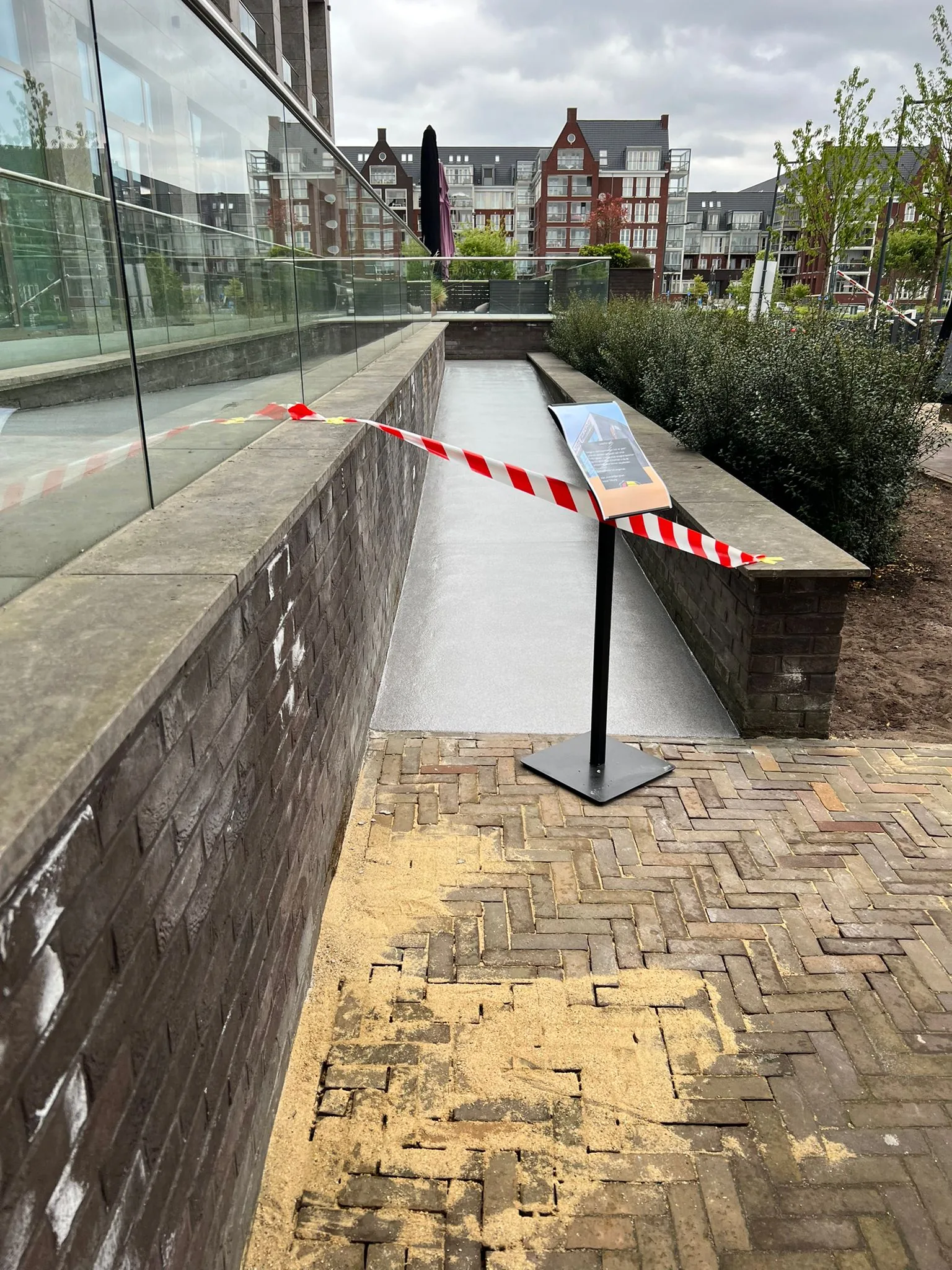Completec QCF antislipvloer op een invalide-oprit buiten, detail 3