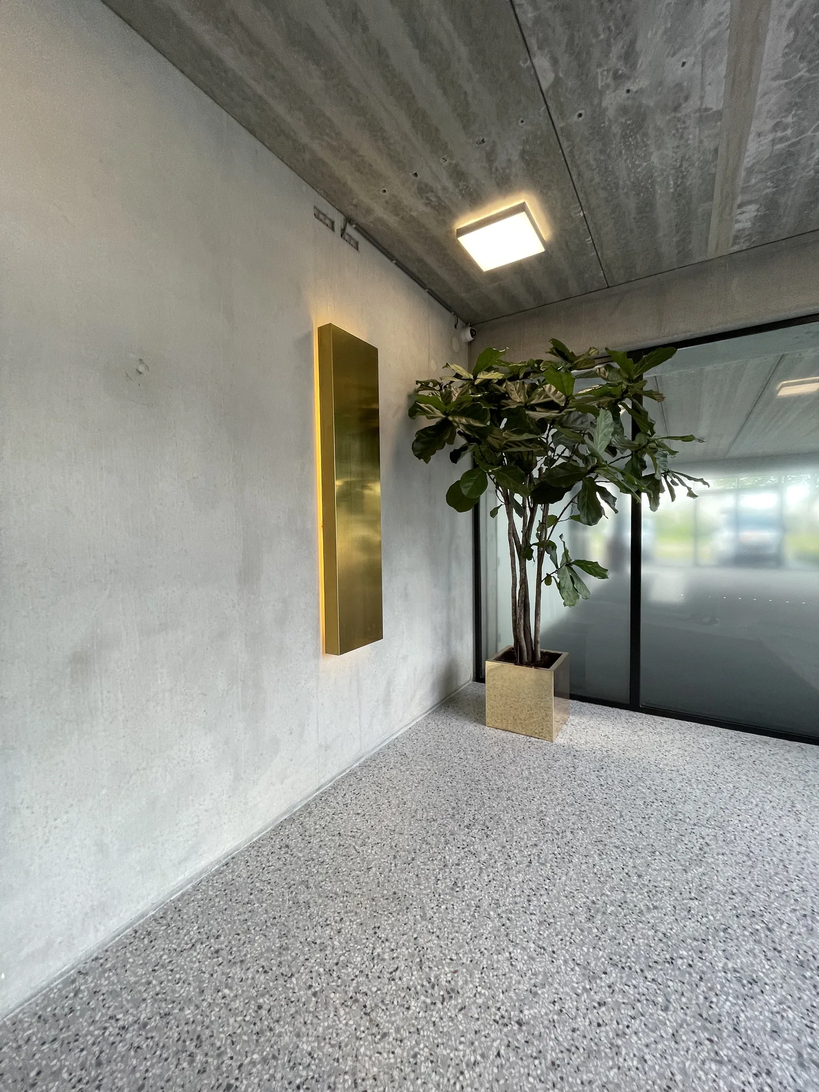 Vloerafwerking in de entree en kantoorruimten van Koivistokade in Amsterdam, circa 3.600 m², detail 5