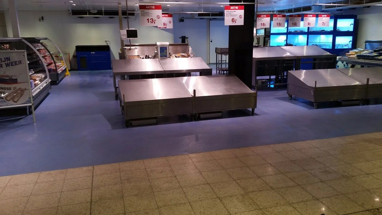 Completec qcf kwartsvloer op de visafdeling van de makro, detail 2