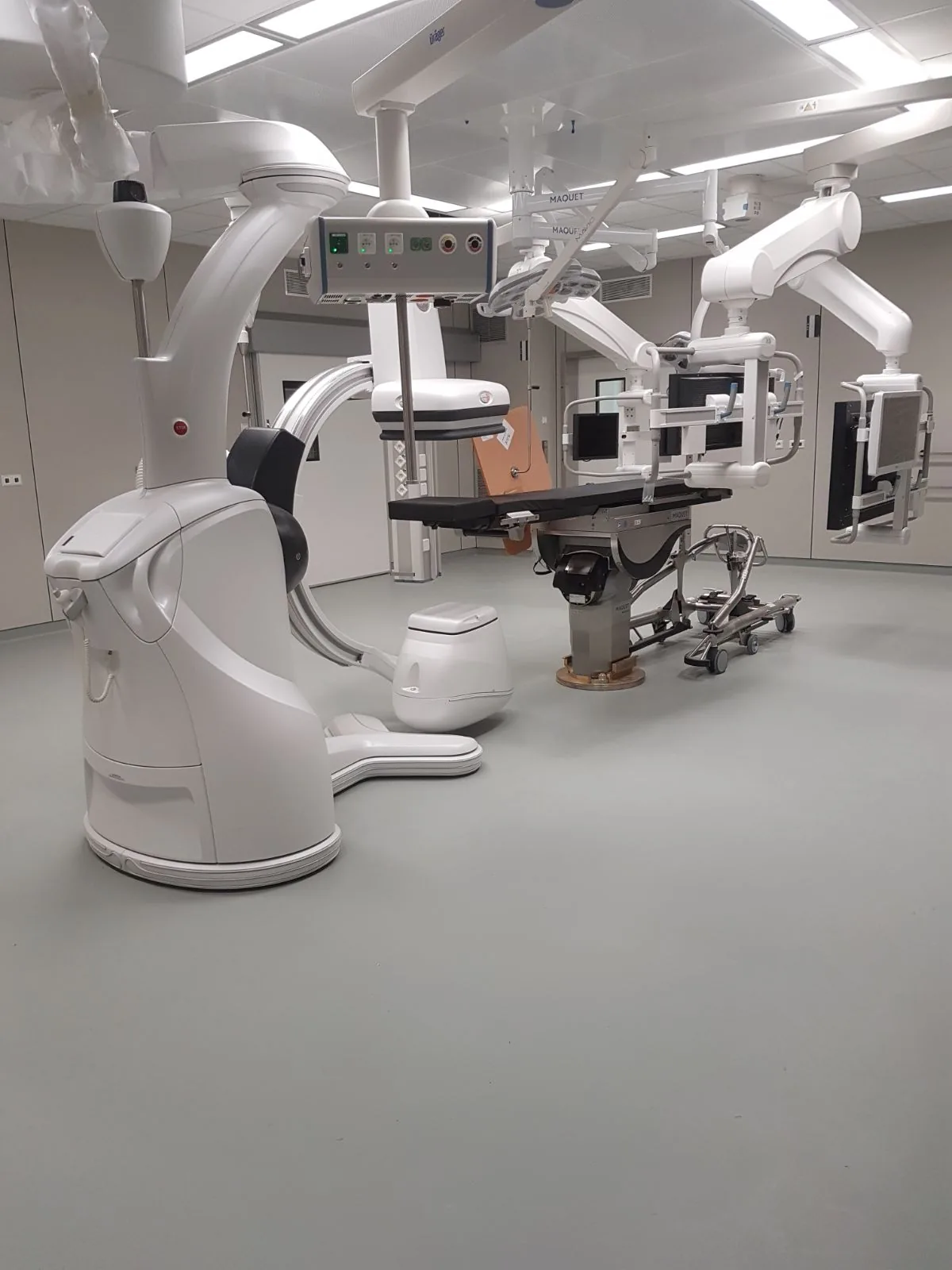 Vloer in een operatiekamer met comforpox 802 esd en ucrete mf, detail 1