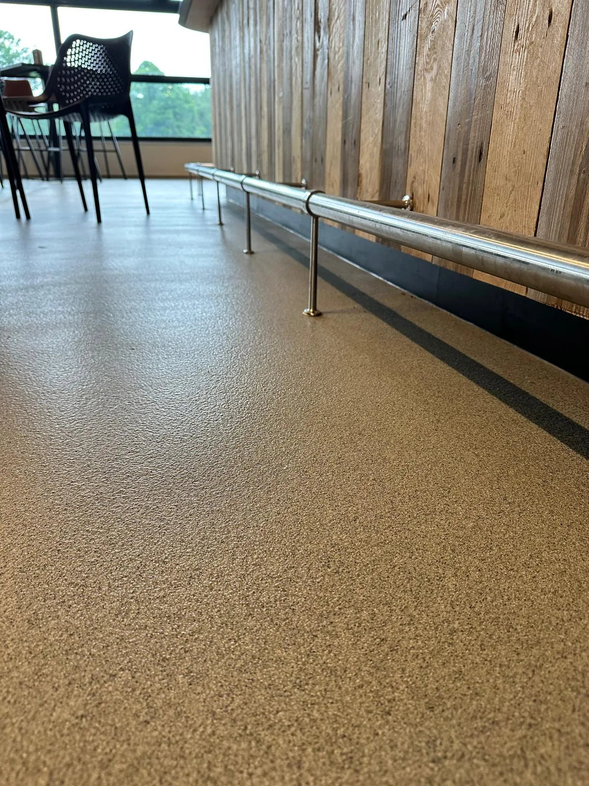Completec qcf kwartsvloer in het clubgebouw van ovv oostvoorne, detail 3