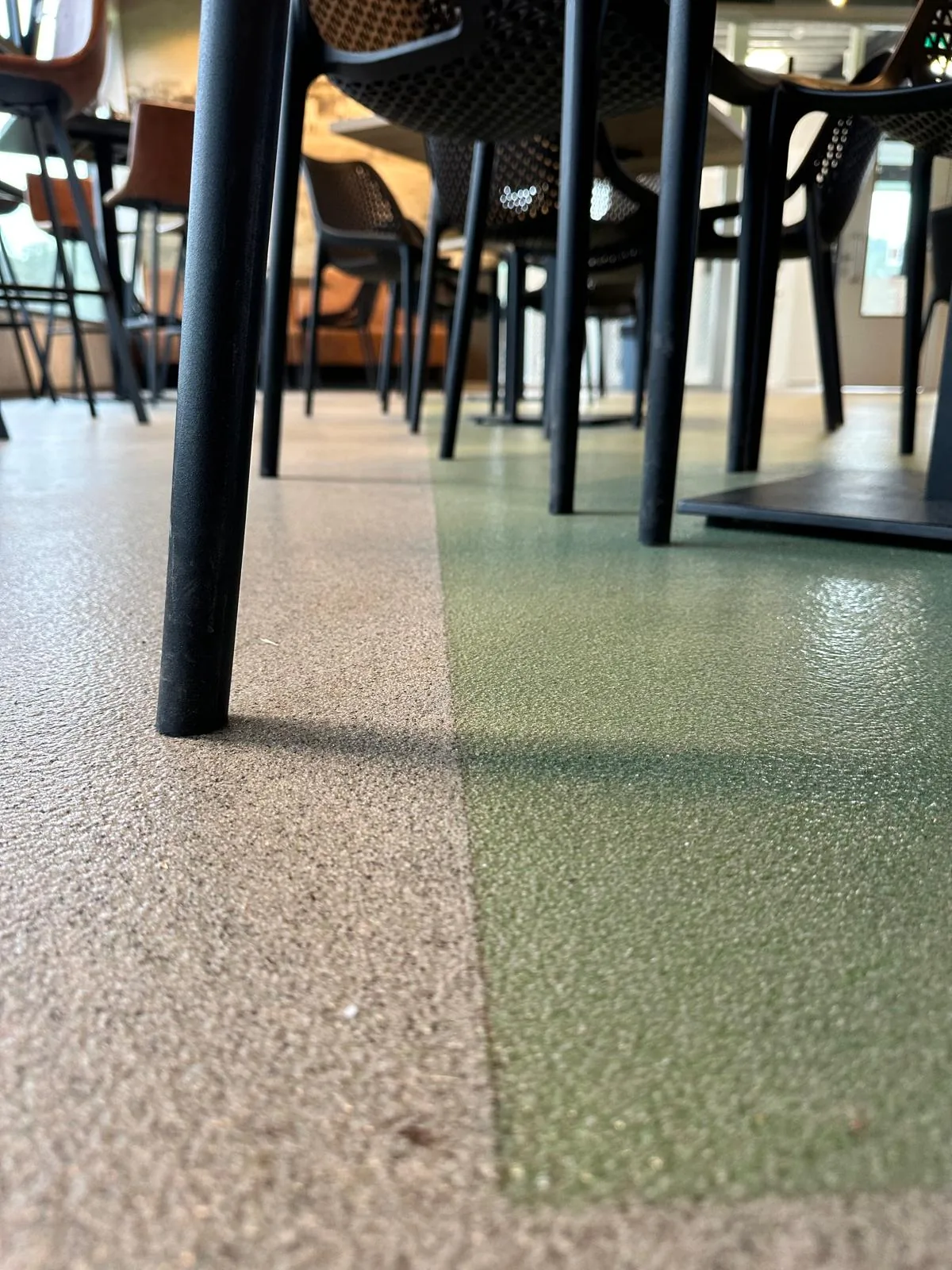 Completec qcf kwartsvloer in het clubgebouw van ovv oostvoorne, detail 4