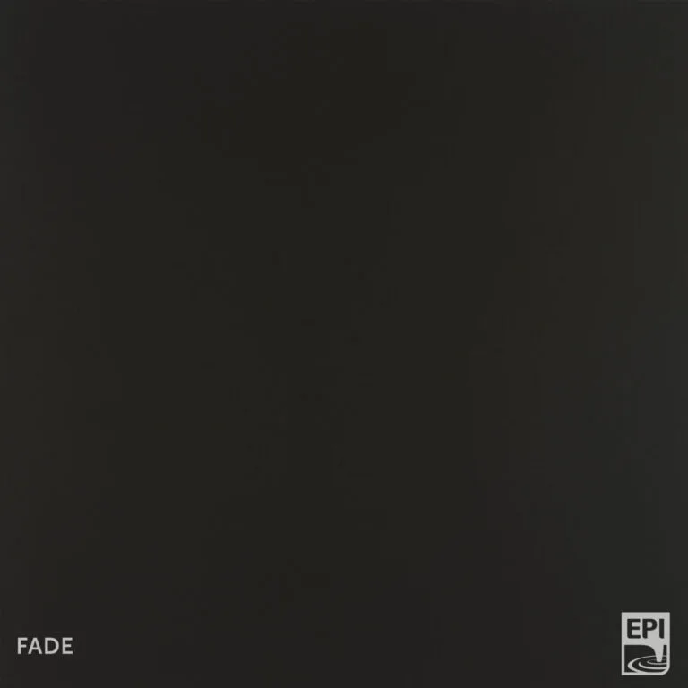 Fade, Superbase Classic Solid kleur op de vloer