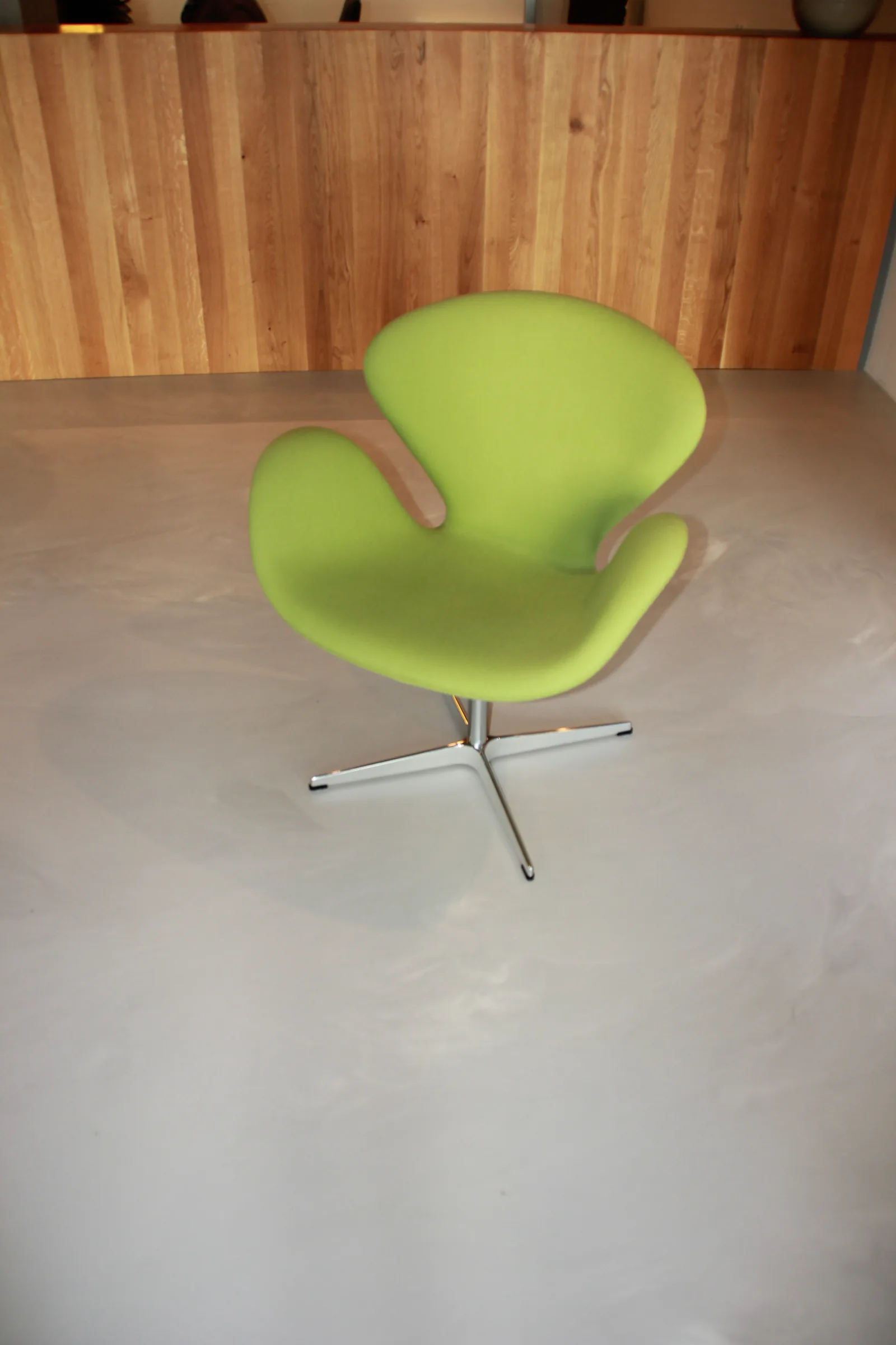Witte comforpur 660 uni gietvloer in het tornico gebouw aan de blaak