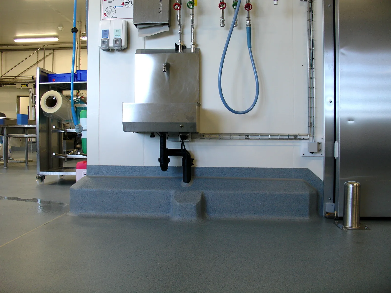Completec qcf kwartsvloer in de productie van een visbedrijf in zwitserland, detail 5