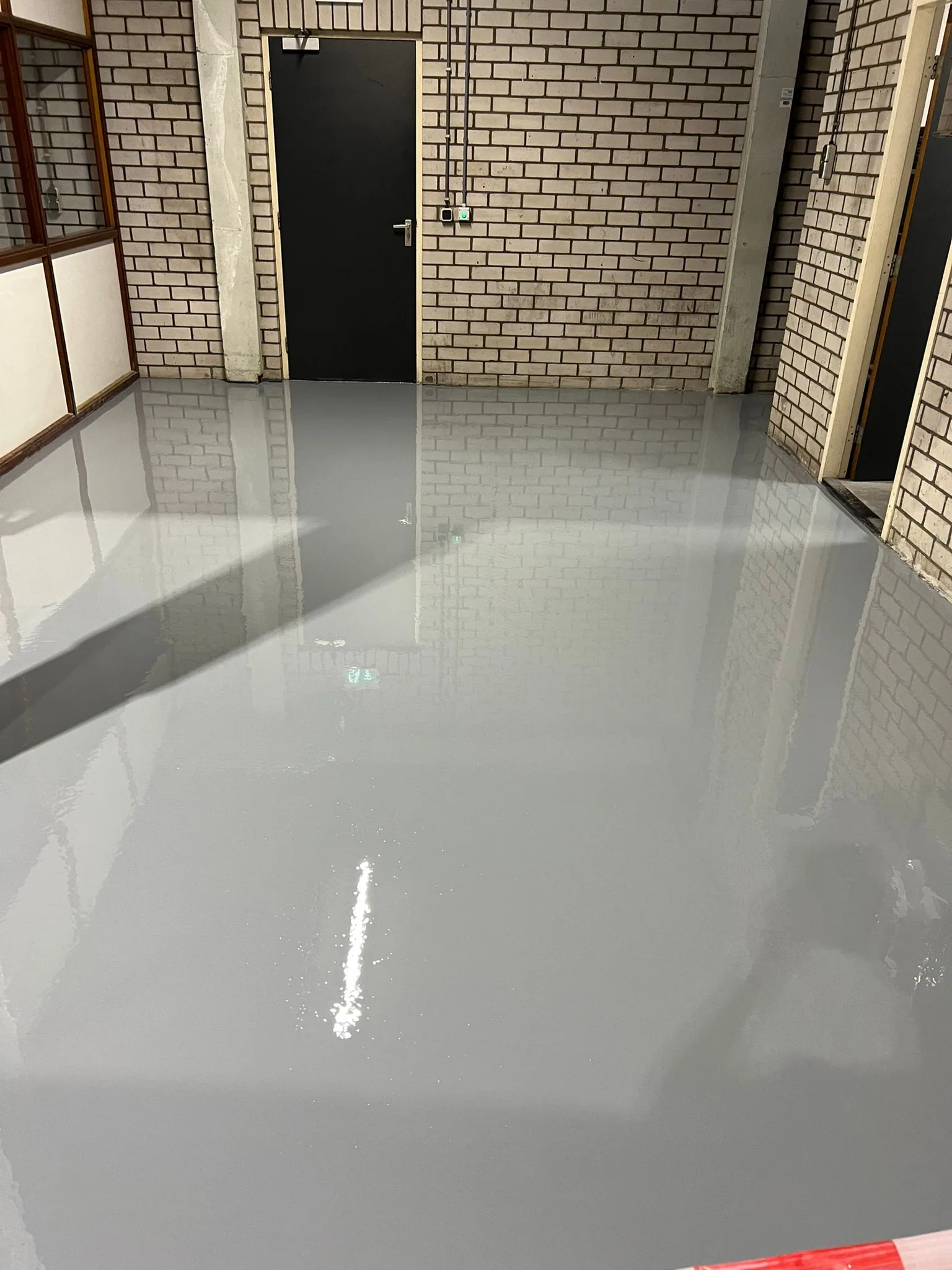 Comforpox 870 HB Coating op de vloer van een werkplaats